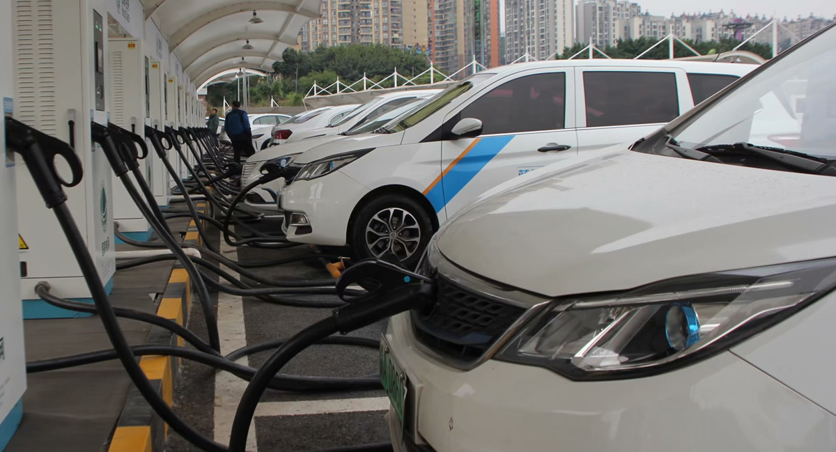 南寧萬(wàn)科廣場(chǎng)新能源車(chē)充電站